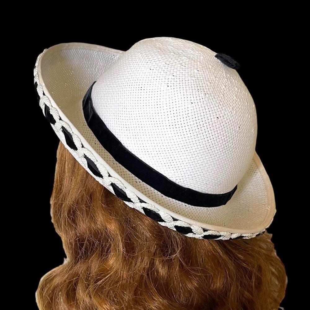 Sweet and Innocent Vintage Eric Javits 1980’s Black & White Derby Pillbox Hat - Picture 10 of 15